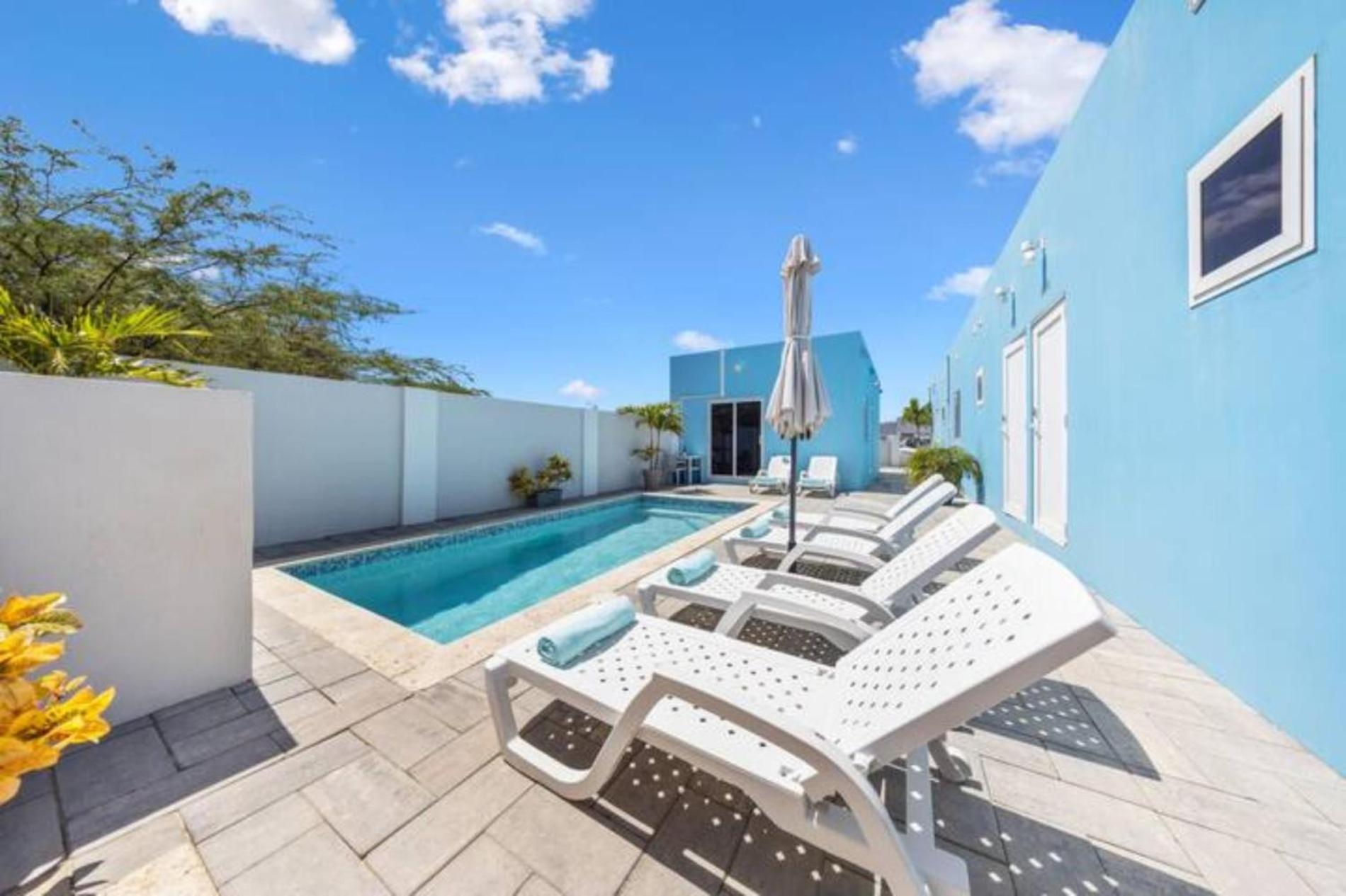 Apricity Suites Aruba Ноорд Екстериор снимка